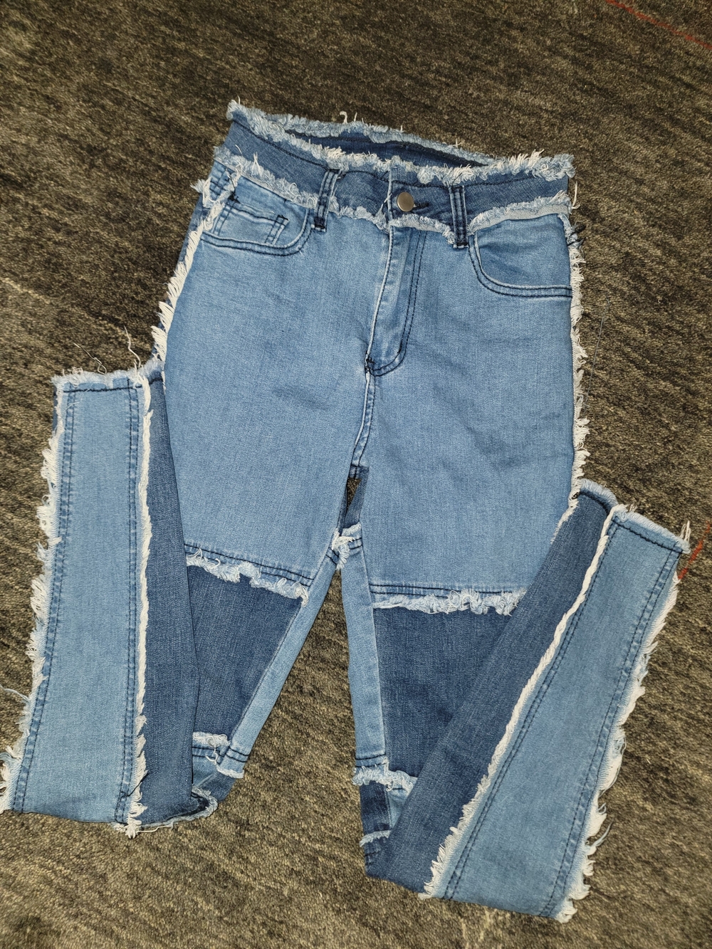 Frayed Patchwork Light Blue Women’s Jeans | Size Small Stretch